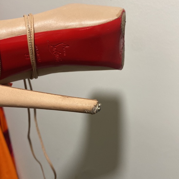Christian Louboutin Ghildarc Heels EU39 - Picture 5 of 5